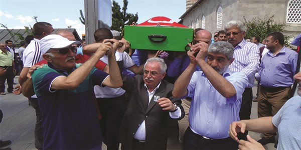 Erzurum Eski Milletvekili Rıfkı Yaylalı son yolculuğuna uğurlandı