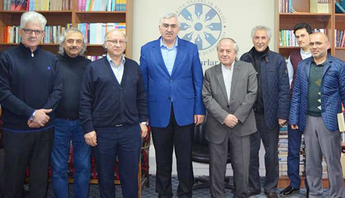 AK Parti İl Başkanı Öz, TYB Erzurum Şubesi’nde konuştu