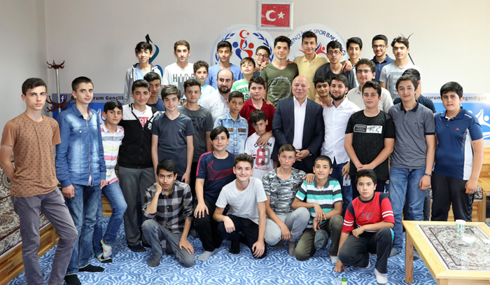 Başkan Sekmen’den gençlere kariyer dersi