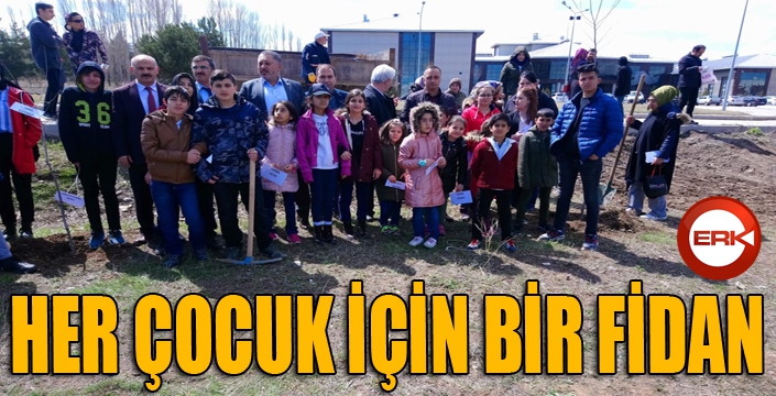 Her çocuk için bir fidan dikildi